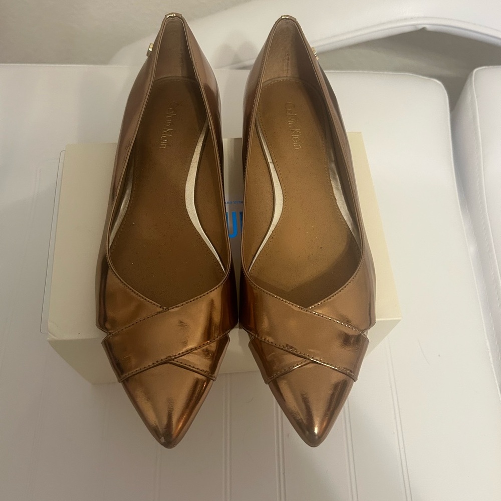 Calvin Klein Women's Bronze Pumps